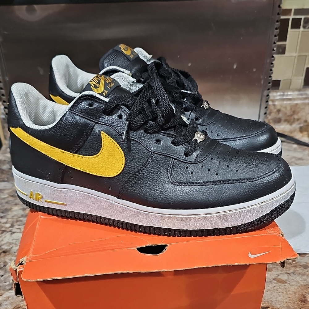 Nike Air Force 1 Low